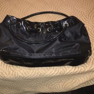 Black patten tote